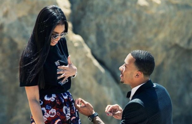 Galaxy Television | Manchester United player, Memphis Depay proposes to
